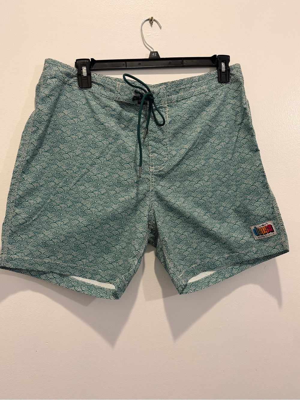 Deus Ex Machina Nihon
Wave Boardshorts Green  NWT SZ 36